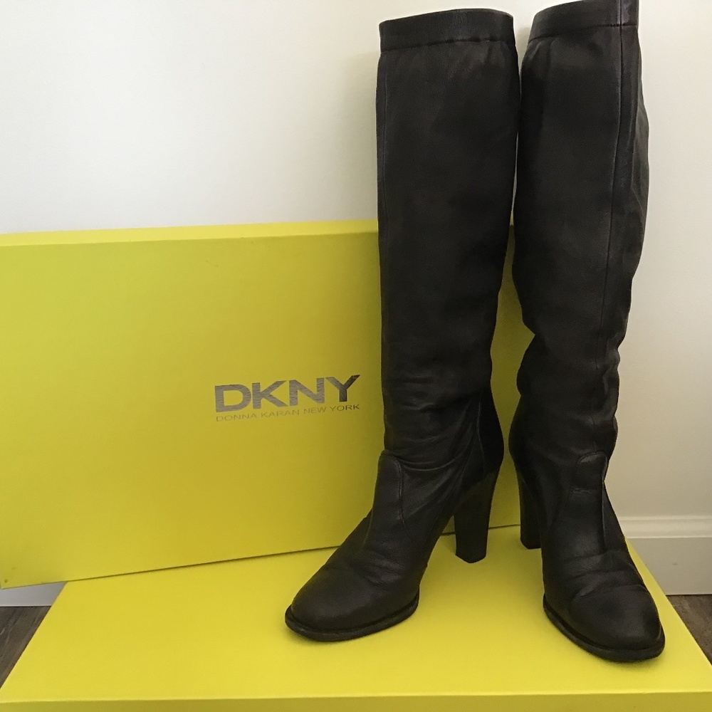 DKNY Napa leather boot, Nina size 8, black leather, 4 inch heel